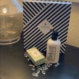 Crabtree & Evelyn Gardeners body lotion & Soap #1